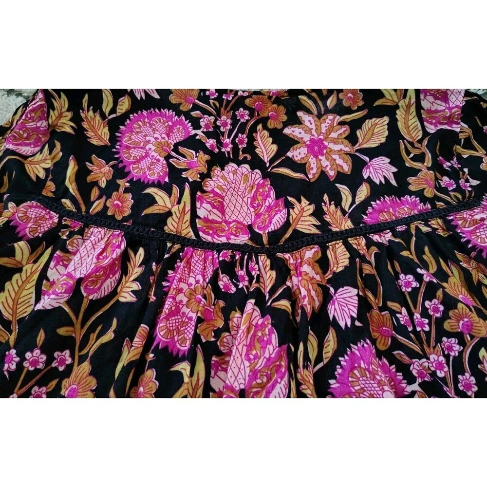 Rachel Zoe stylish 22 features